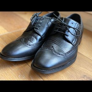 Steve Harvey Celebrity Edition Men’s Oxfords